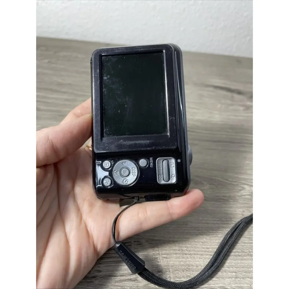 Samsung ES65 10.2MP Black Digital Camera Untested As Is No Charger Y2K Digicam
